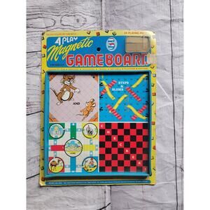 4 Play Magnetic Gameboard by Smethport Specialty Co 1980 Steps Ladders Tom Jerry